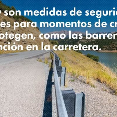A metal guardrail lines a road beside a lake and hills. Text in Spanish compares ERPO safety measures to roadside barriers. A blue speech bubble in the corner reads COLORADO Hablemos de Armas.